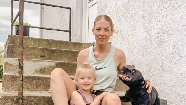 Lea-Sofie troede, at hun skulle dø af kemoen: - Jeg lever hver dag, som var det den sidste