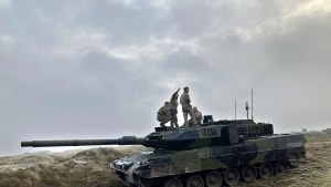 Selvom Leopard 2 kampvognen er opgraderet, er der i princippet tale om en ny kampvogn. Knap to milliarder kroner har det kostet at opgradere 44 Leopard 2 kampvogne. Foto: Henrik Reintoft