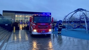 Ovnen i saunaen hos herrerne i svømmehallen i Fredericia udviklede ild og røg søndag eftermiddag. Foto: Morten Kiilerich