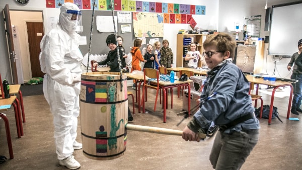 FDF’erne i Filskov gik online med fastelavnsfesten | ugeavisen.dk