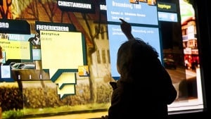 Aarhus Kommune vil satse målrettet på digital information og service over for borgerne. Her et eksempel på en digital tavle i Næstved.