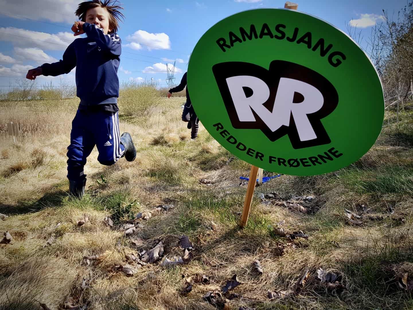 Hjemland serie Snazzy Ramasjang redder frøerne' i Vissenbjerg: - Jeg vil også se den grønne! |  ugeavisen.dk