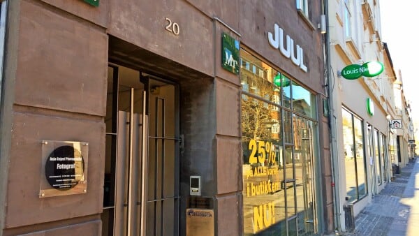 Tøjforretning skifter navn - butik holder ophørsudsalg ugeavisen.dk
