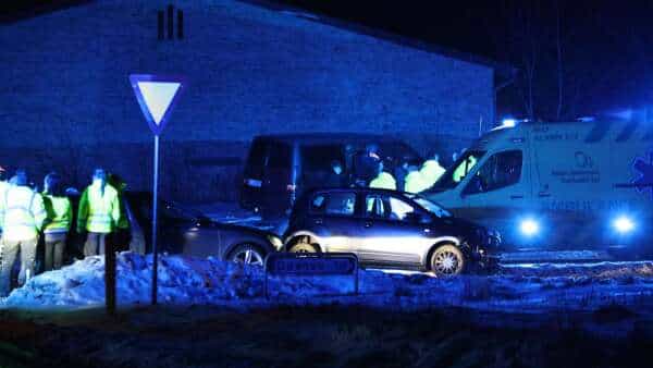 Tre biler i færdselsuheld: Landevej måtte lukkes for trafik