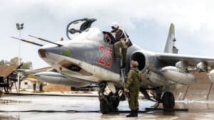 Rusland satte ind med massive bombardementer i Syrien fra efteråret 2015. Dansk selskab begyndte samtidig at sælge jetbrændstof til russisk selskab. Produktet blev leveret i den østlige del af Middelhavet. (Arkivfoto). Foto: Vadim Grishankin/Ritzau Scanpix