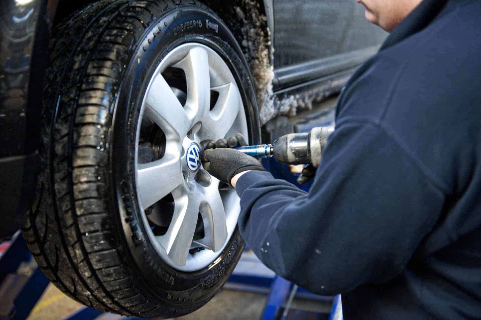 Her Kan Du Få Vinterdæk På Bilen Med Det Samme: Vi Har Lavet Den Store ...