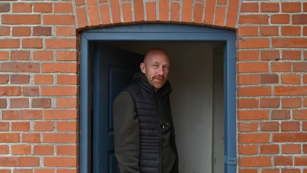 Kom med indenfor: Erling renoverer gammel skole med respekt for historien og de originale detaljer