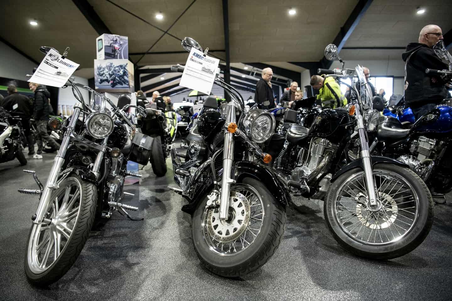 Motorcykelforhandlere snyder statskassen formue gennem udspekuleret prisfinte: Sælger køretøjer til høj normalpris men oplyser spotpris til Skat | jv.dk