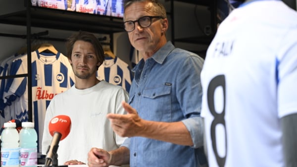 Rasmus Falk vender hjem til OB: Folk strømmer til for at møde ham