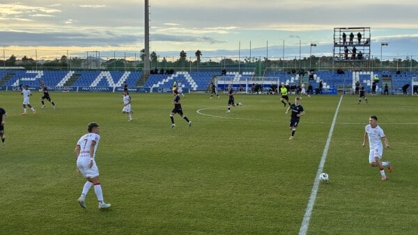 Lynanalyse: AGF var klart bedst i 45 minutter, og det var rigeligt til at vinde over sløje ukrainere