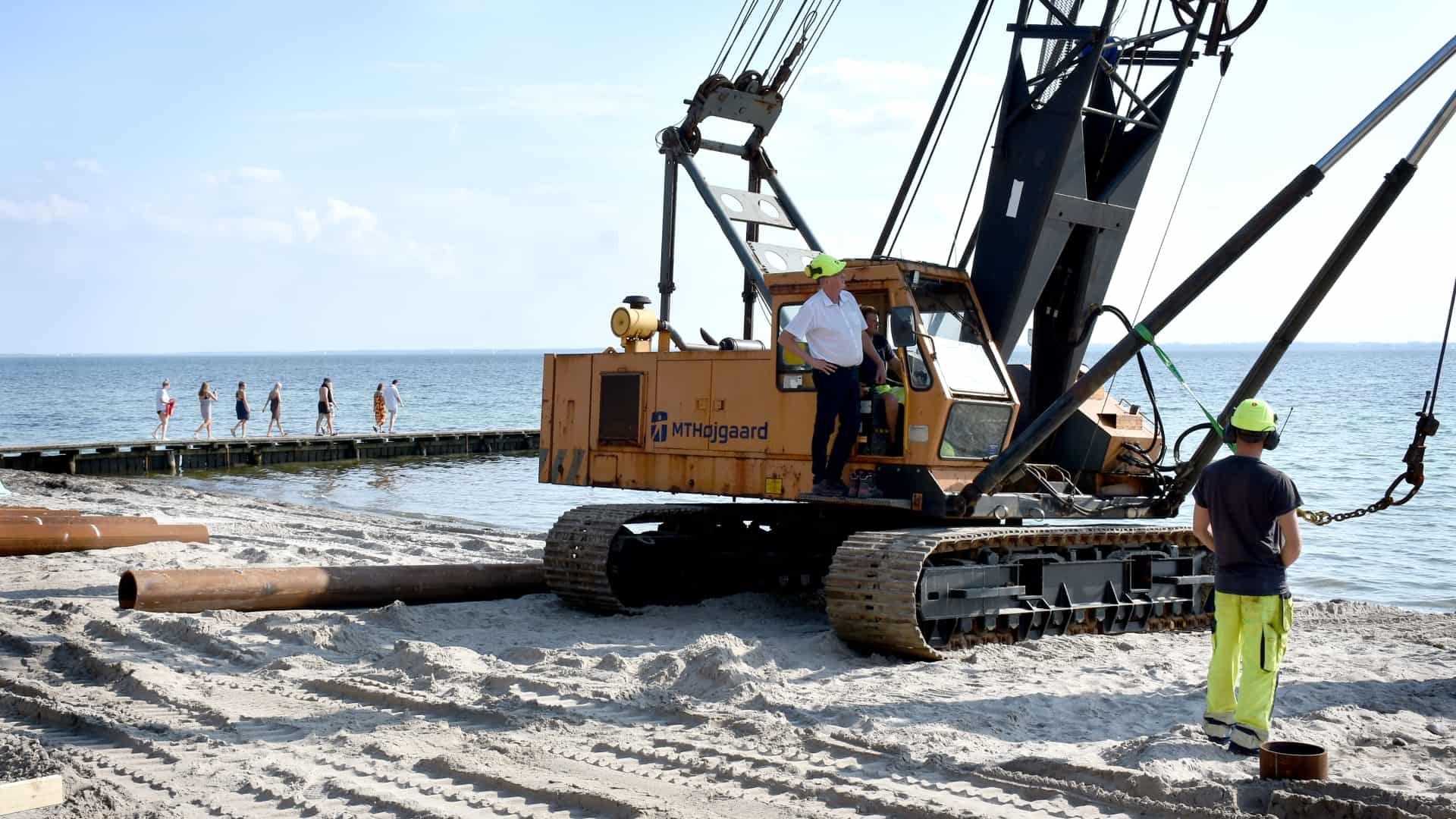 Nu kommer badebro til 5,8 mio kr: Den sorte strand er blevet en ...