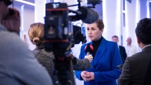 Statsminister Mette Frederiksen mente det, da hun kom med en opsang til danskerne om arbejdsmentalitet. I hvert fald gentog hun budskabet igen torsdag, da hun ankom til Aalborg. Foto: Bo Amstrup/Ritzau Scanpix.