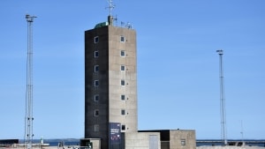 Det 70 år gamle lodstårn vækker undren hos en læser. Foto: Jesper Bech Pedersen
