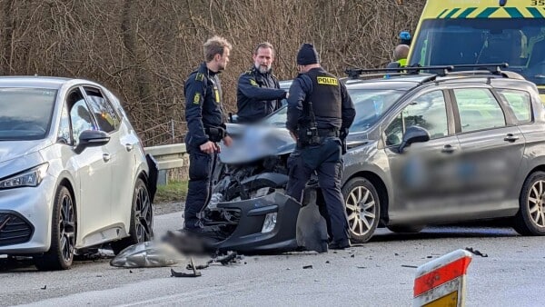 Uheld på landevej: To børn kørt til OUH