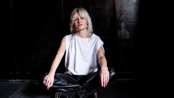 Blev født da Brødrene Olsen triumferede: Nu skal fynske Sophie forsøge ...