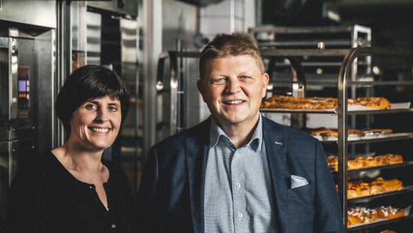 Søren startede i garagen: Nu sælger hans lille firma bagværk for store millionbeløb og slår rekord