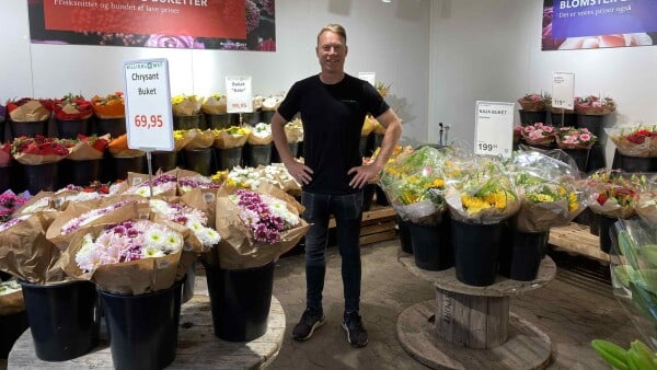 Kunder strømmer til Billigblomst - får sit første millionoverskud: - Vi er godt tilfredse